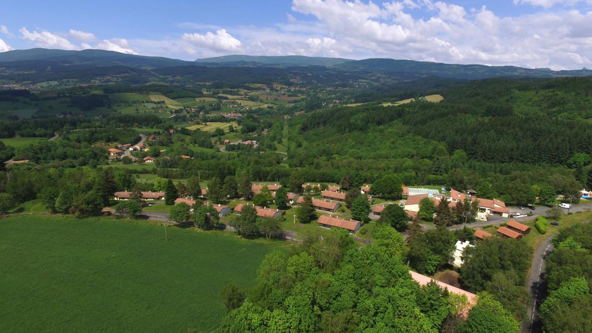 VVF Villages   Les Monts du Forez   Saint-Jean-la-Vêtre Saint-Jean-la-Vetre Exterior foto